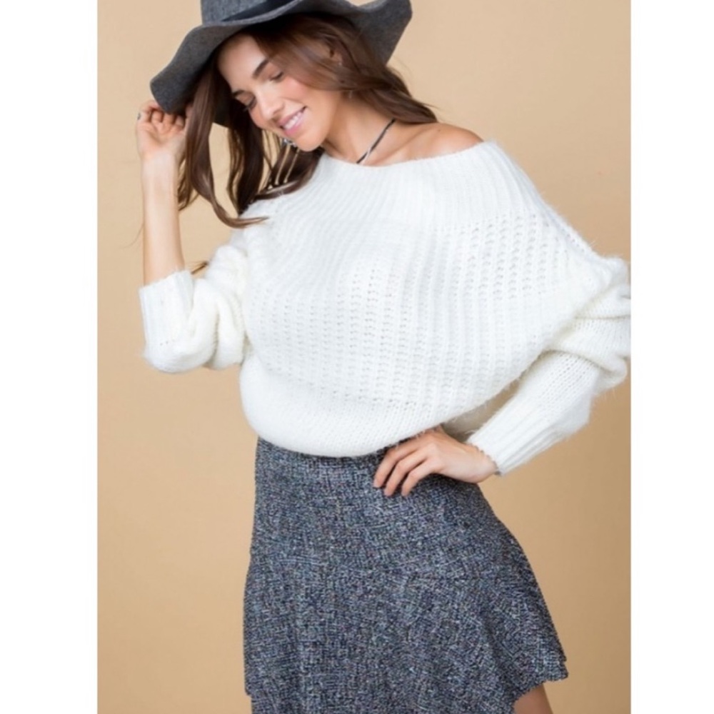 Off the Shoulder Sweater - Picture 5 of 8